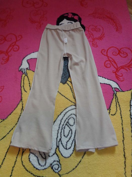 Vand paltaloni de fetita evazati 1.