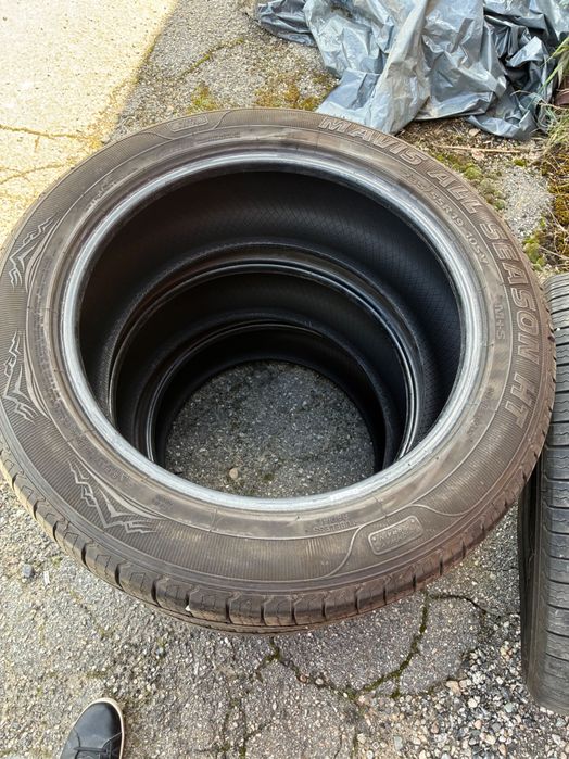 235/55 R19 Гуми 4 сезона 240.00€