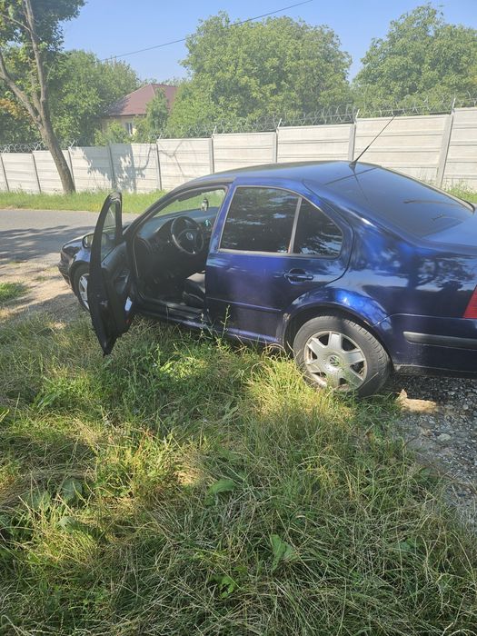 VOLKSWAGEN Bora 2005 — imagine 3