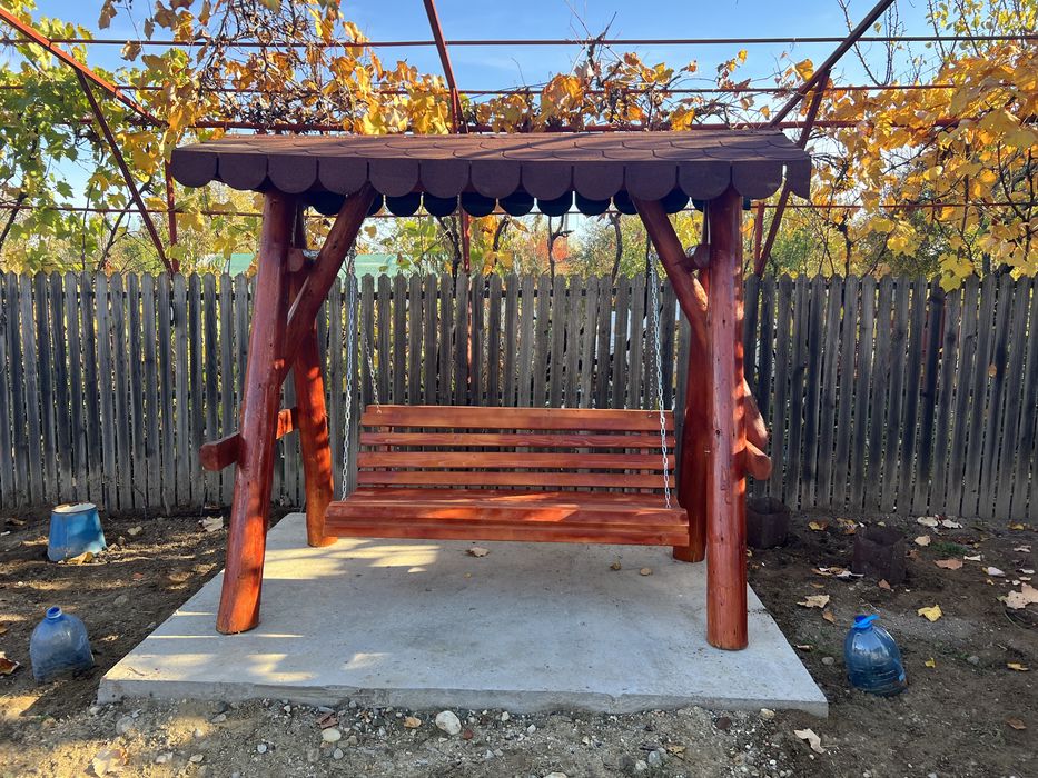 Leagan rustic din lemn rotund