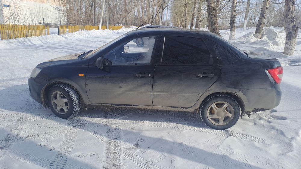 Продам гранта 2012 год