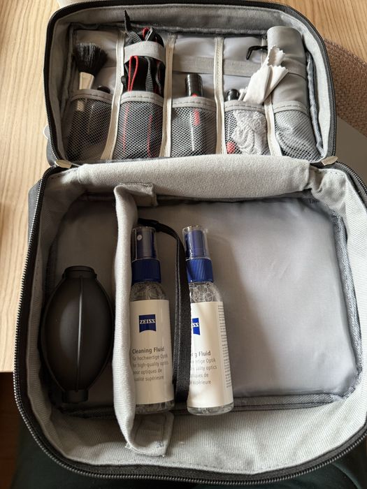 Canon EOS R50 + RF-S 18-45mm IS STM Kit