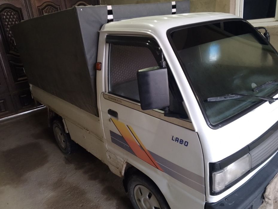 Дамас лабо сотилади