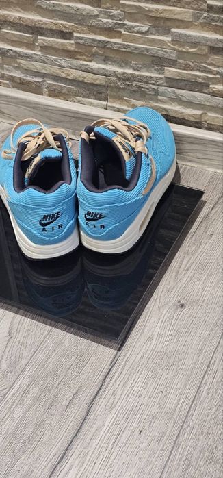 Маратонки Nike air max