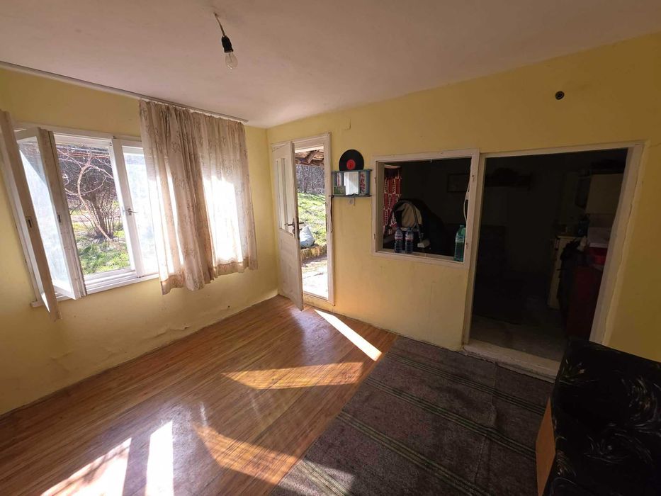 Продава се Къща в Свищов - 30 кв.м за 238 €/кв.м - Снимка #4