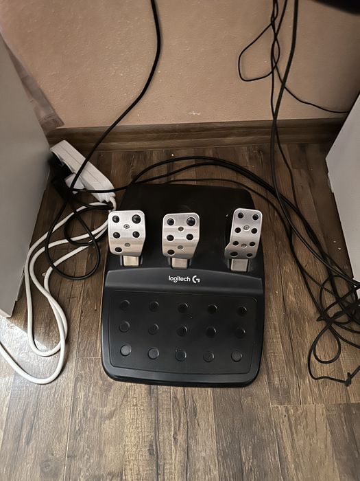 Volan Logitech g29