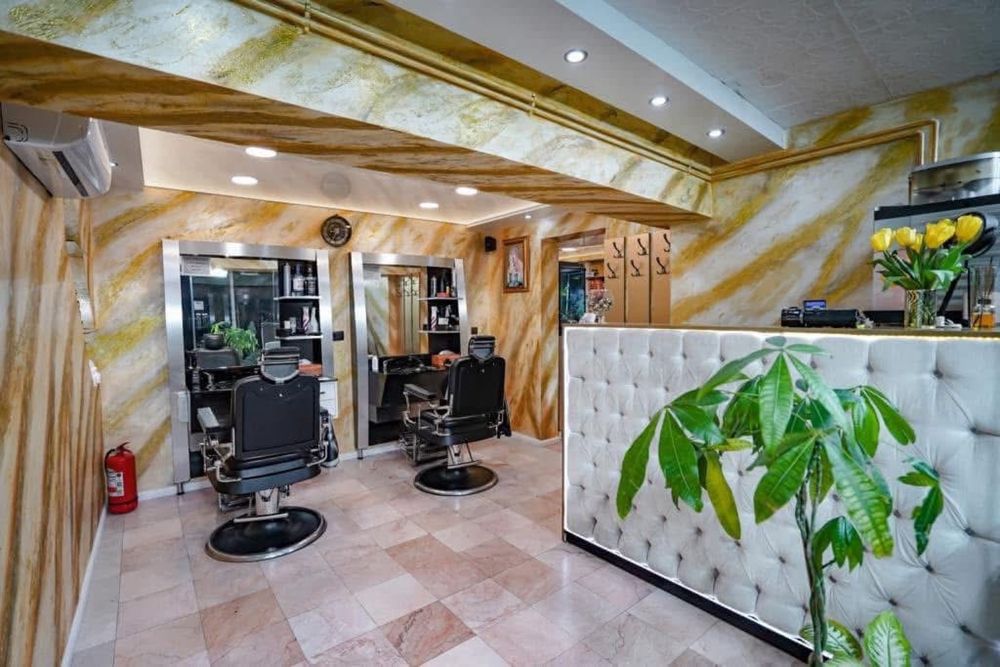 Femeie curatenie 4 ore/ zi  salariu 2000 lei