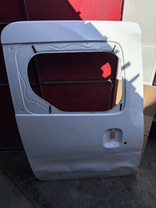 Usa Dacia Dokker (2012/2021) Laterala Glisanta