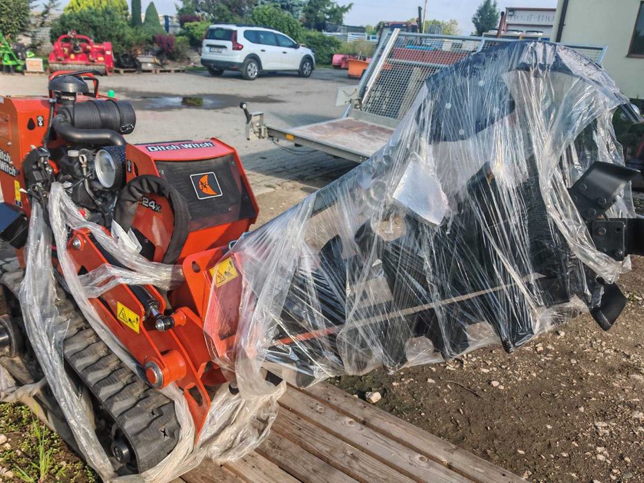 Utilaj de sapat santuri DITCH WITCH C24X  (nou) 2025