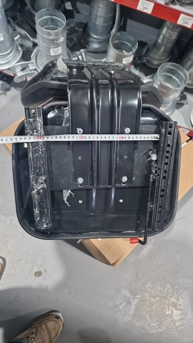 Scaun tractor utilaje agricole stivuitor manitou multicar dumper macar