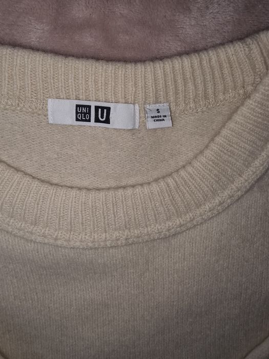 Pulover moale de lână Uniqlo