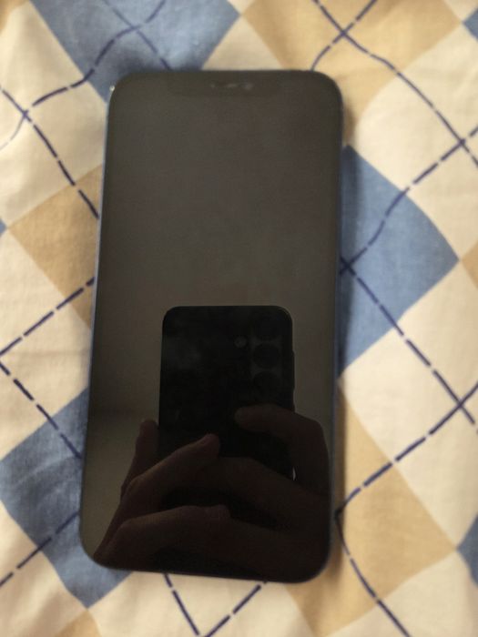 Айфон 12 продам   все есть