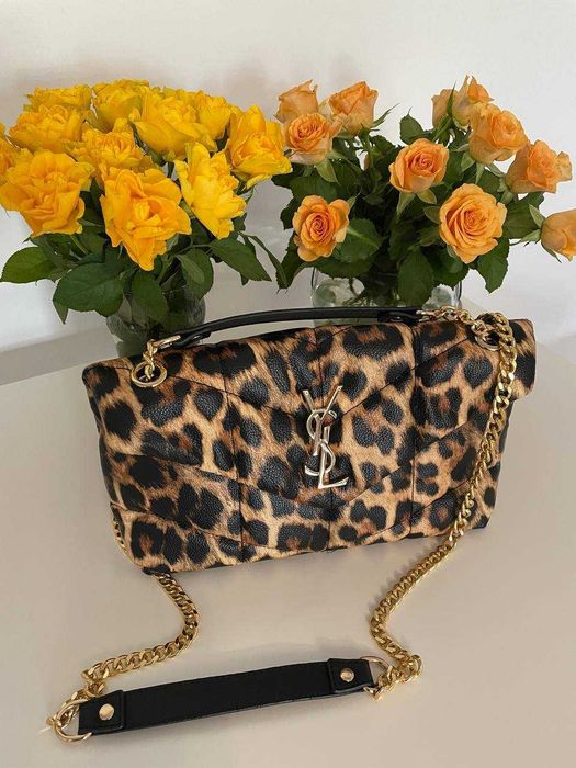 Geantă Yves Saint Laurent, calitate lux, model elegant și rafinat