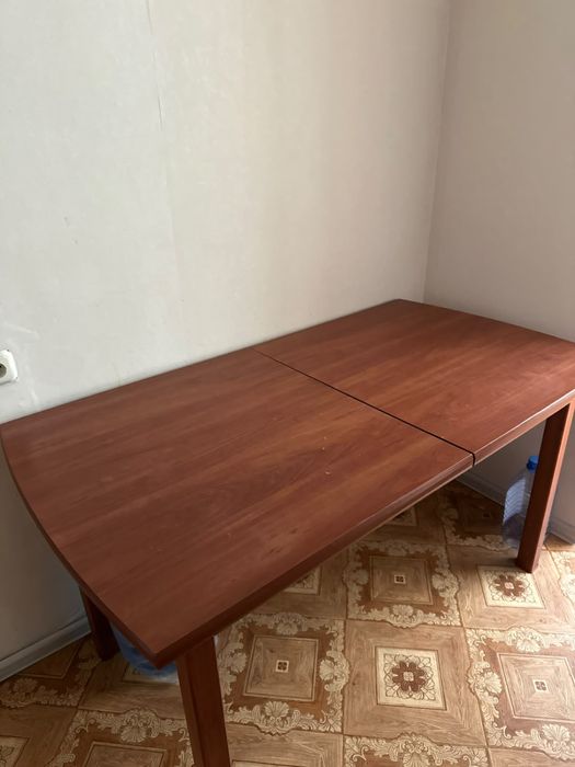 Продам стол раздвижной