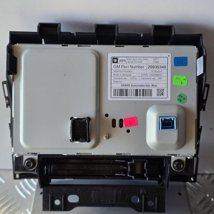 CD500 Player auto cu navigatie Opel Astra J