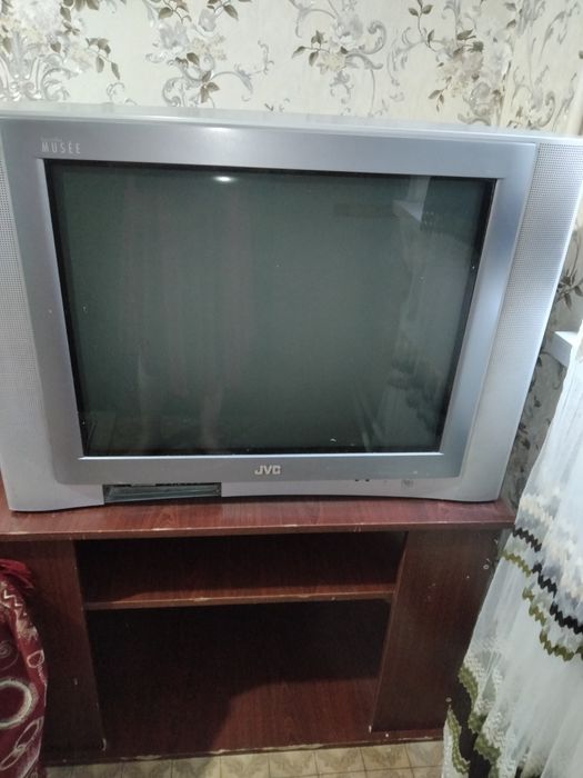 Телевизор поставками