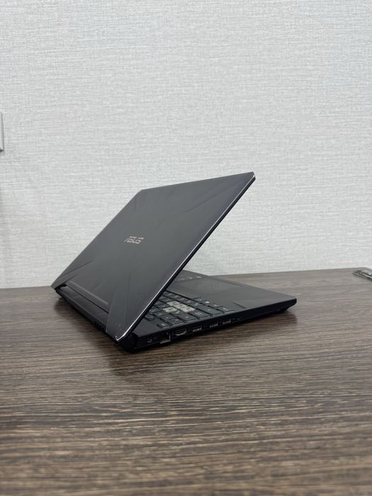 Игравой Asus Tuf Gaming FX505D Ryzen-5 12th Gen 12gb Ram 512gb SSD GTX