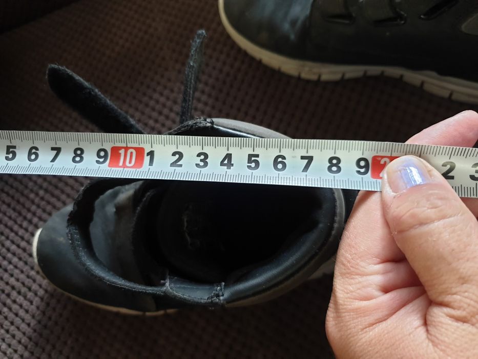 Детски боти 31 номер, за 10 лв.