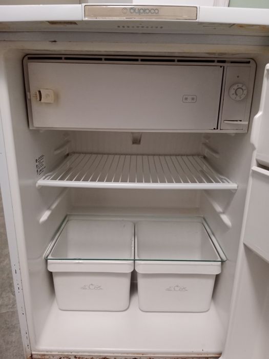 Холодильник  Б/У