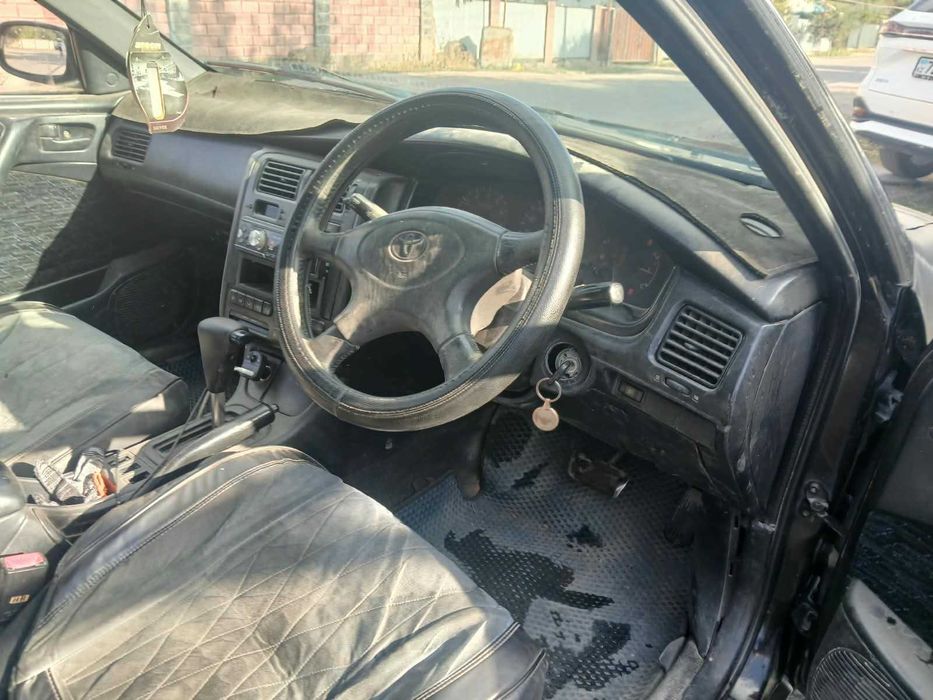 Toyota caldina 1994