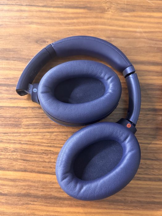 Наушники Sony WH-1000XM4