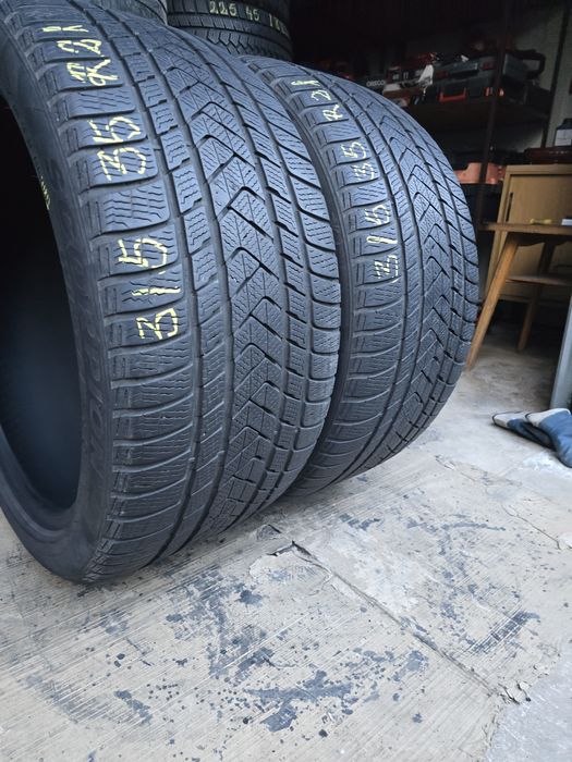 2 Anvelope Pirelli Scorpion 315 35 R21 (M/S ) RUN-FLAT impecabile,