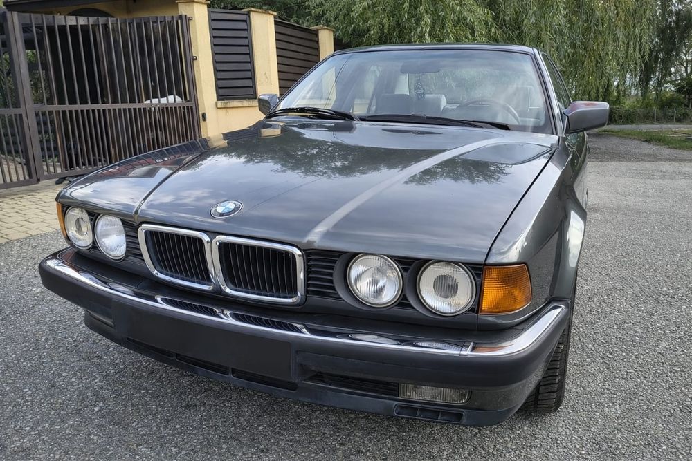 BMW E32  #  750i V12 ISTORIC
