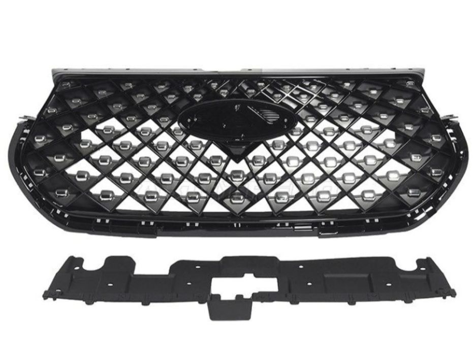 Решётка радиатора Chery Tiggo 7 Pro с отверстием под камеру