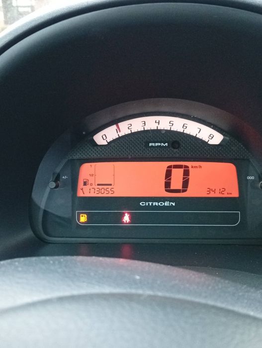 Vând Citroen C2 anul 2009 in stare bună