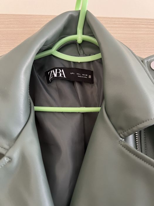 Куртка Zara кожанная