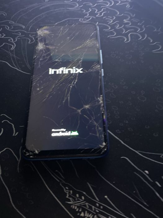 Продам смартфон infinix hot 12 PLAY NFC ТОРГ!!