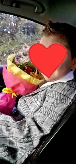 Сет - детски сив кариран костюм със сако , панталони и 2 ризки