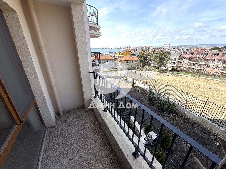 Продава се Двустаен апартамент в к.к. Слънчев бряг - 64 кв.м за 1712 €/кв.м - Снимка #9