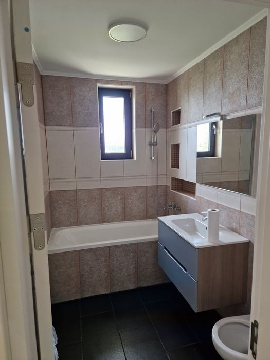 Etaj casă nou-5 camere,  180m2, grădină-buda cornetu
5. Etaj casă rece