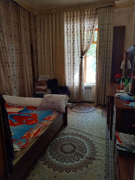 Продается дом в центре Кибрая !