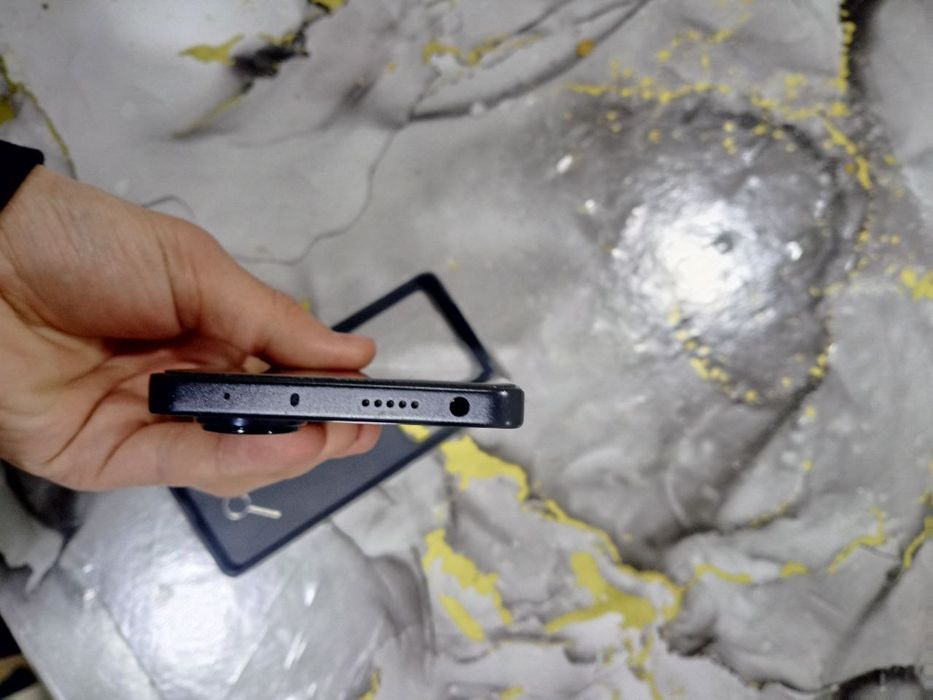 Xiaomi Redmi note 13 pro