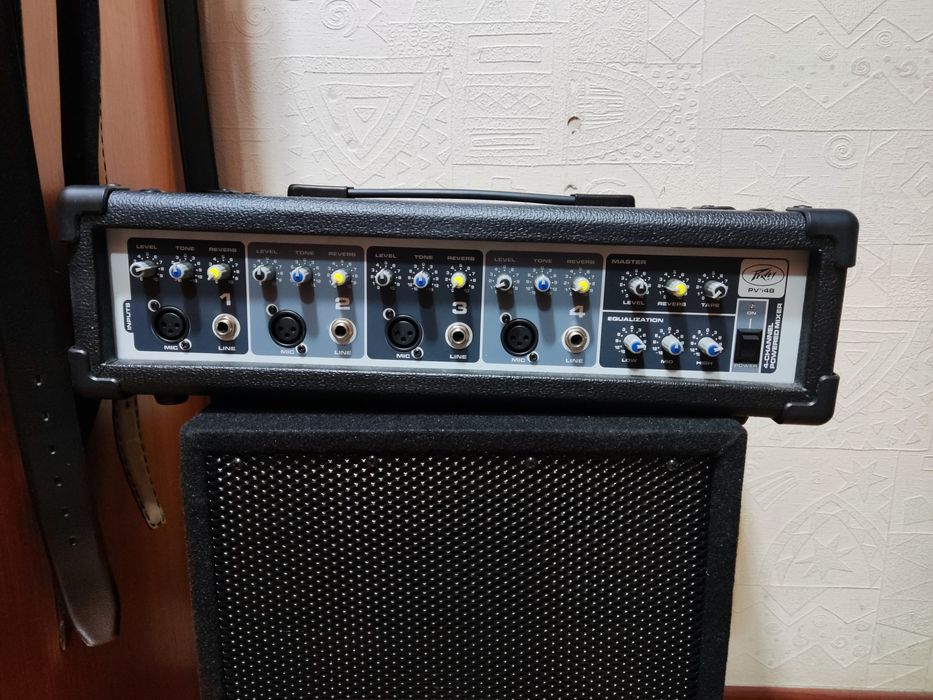 Продаётся профессиональный музыкальный комплект Peavey Audio Performer