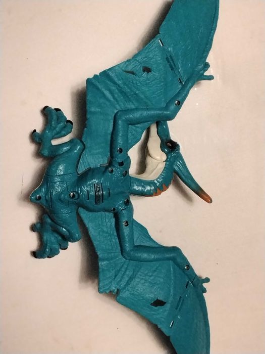 Играчка динозавър