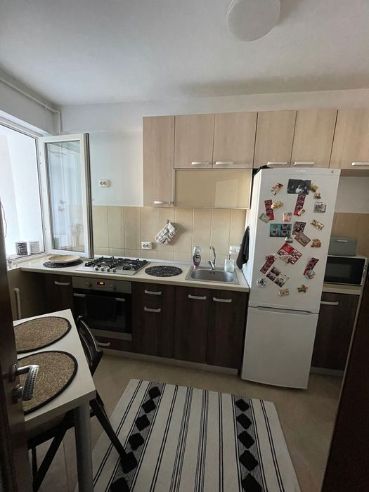 Închiriez garsonieră Piață Progresul