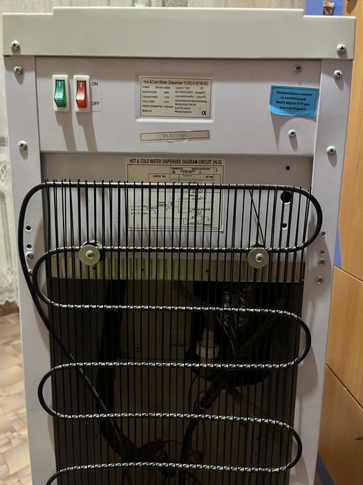 Кулер для воды Bona