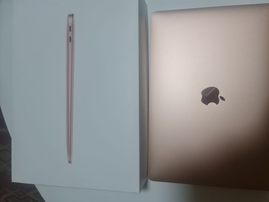 Macbook Air m1 лаптоп