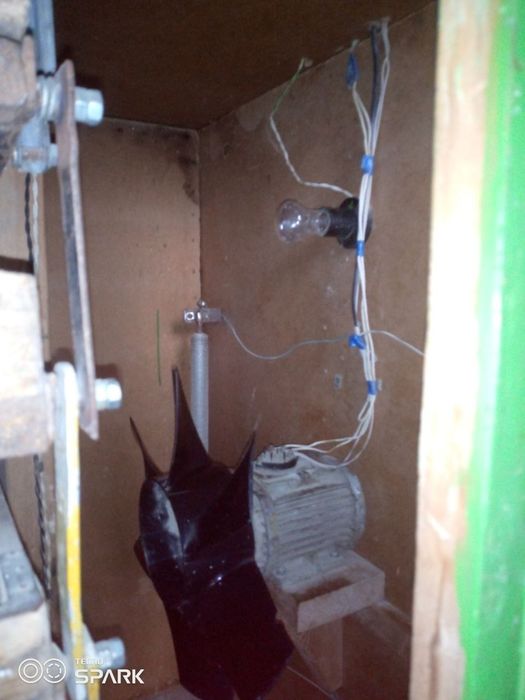 Ikubator jo'ja ochadigan