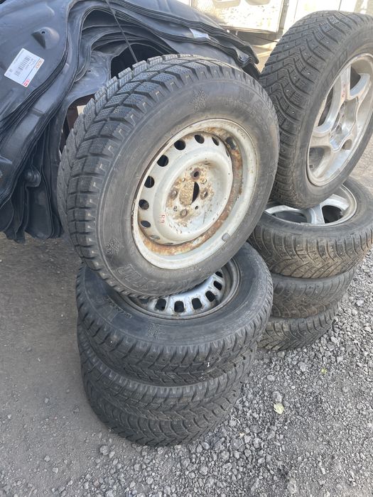 Резина с дисками