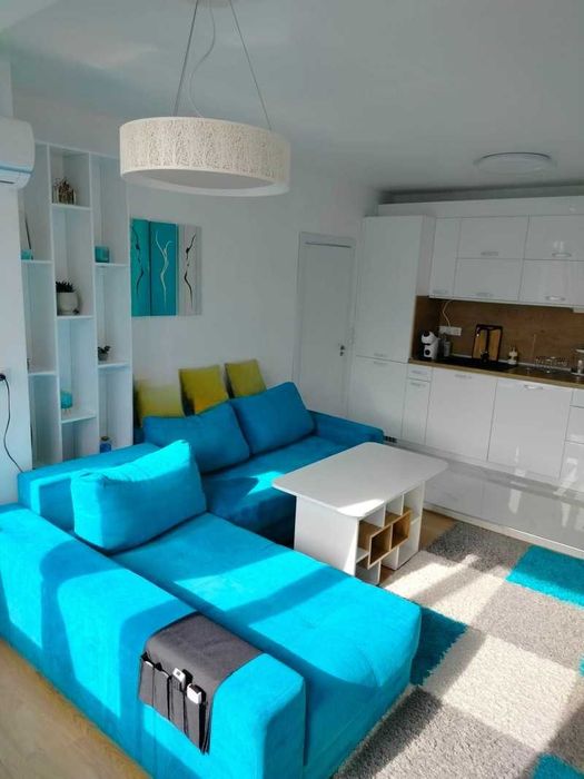 Дава се под наем Тристаен апартамент в София, Изток - 84 кв.м за 887.4 € - Снимка #1