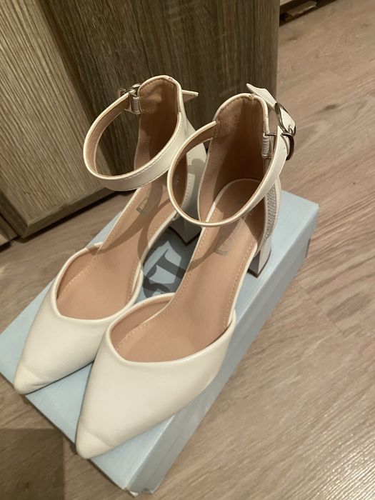 Продажа  женских туфлей