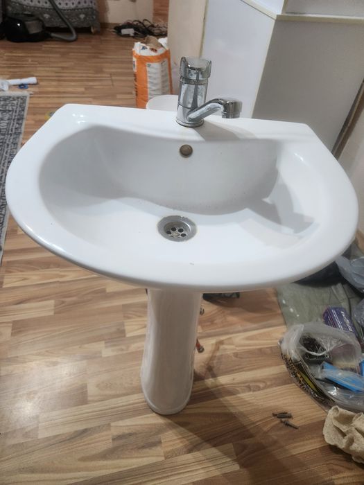 Продам раковина смесител