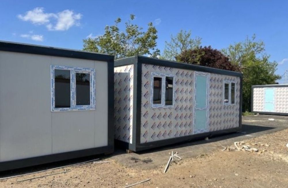 Vând containere modulare