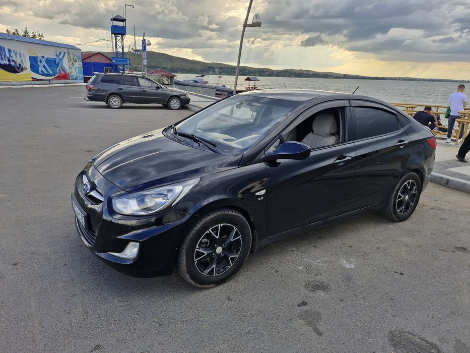 Продам машину Hyundai