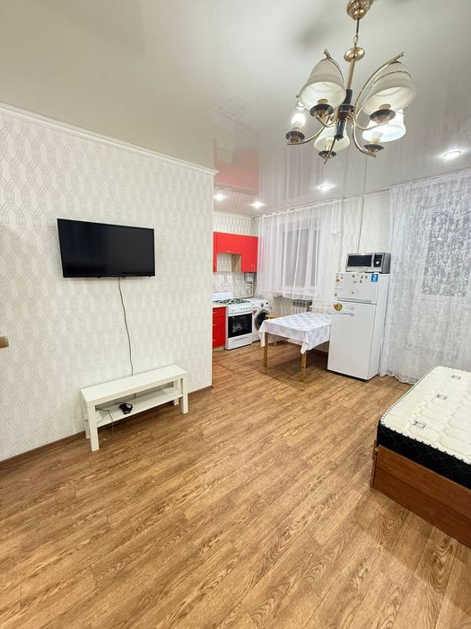 Сдам 1 ком. Скиф, 2/4, ремонт, мебел., техника, 130 тыс.+ком.