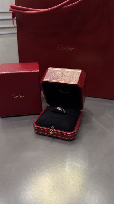 Cartier кольцо platina с бриллиантом  original
